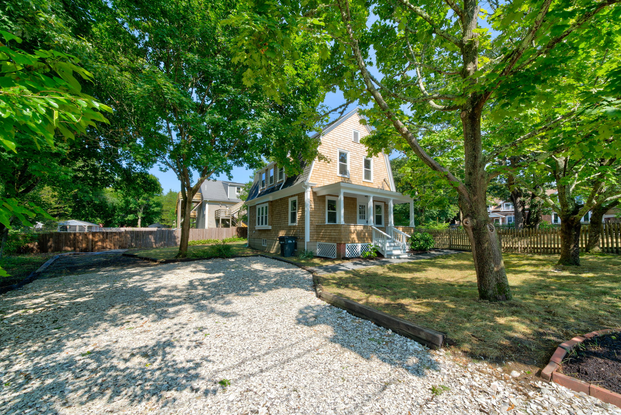 1 Knowles Ave, Wareham, MA 02538 S and B Connections