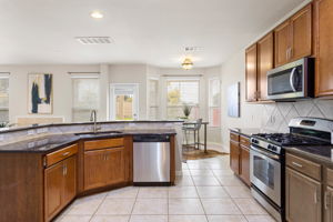 3428 Shiraz Loop, Round Rock, TX 78665, USA Photo 4