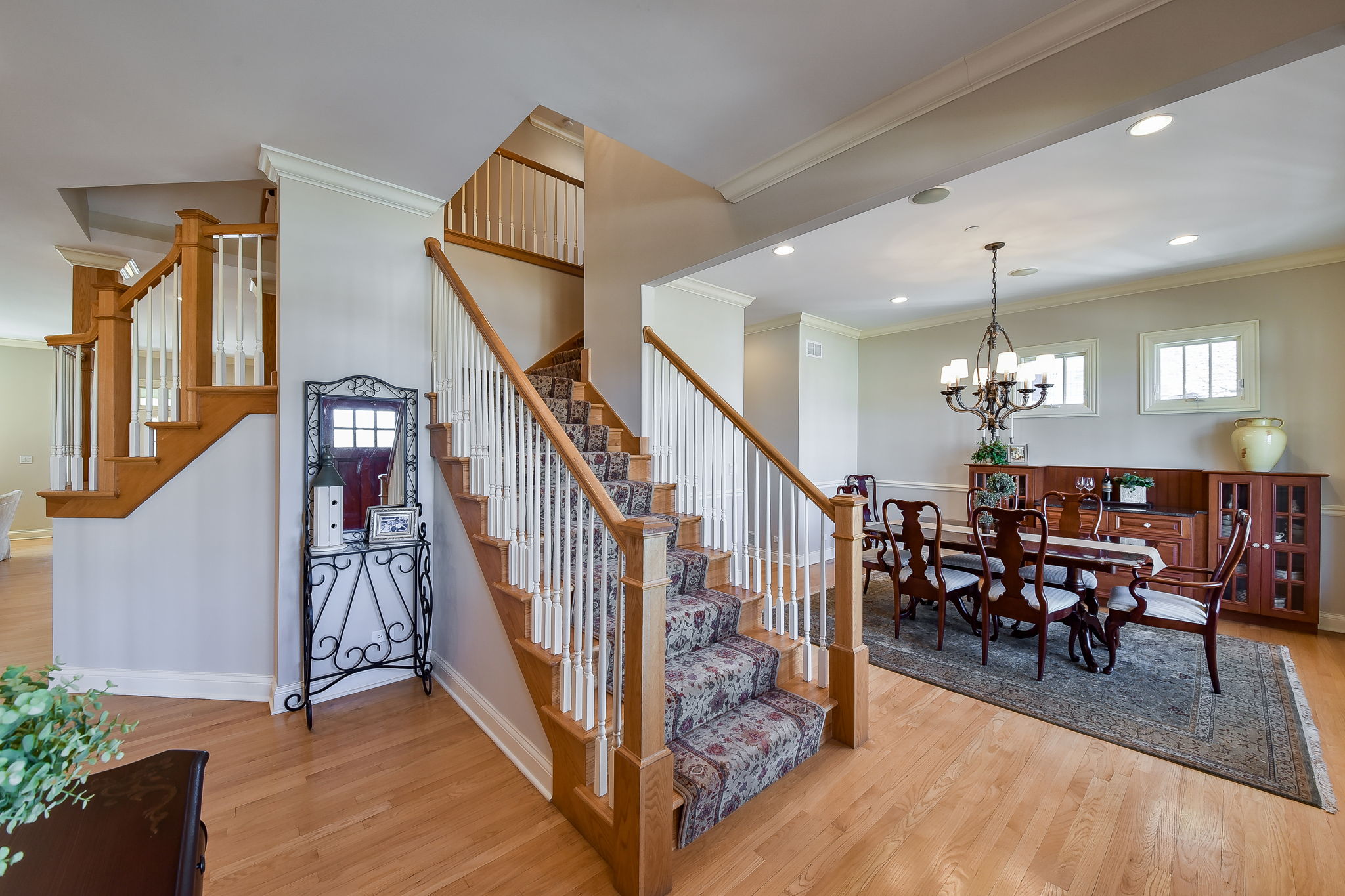 461 Phillips Ave, Glen Ellyn, IL 60137, US Photo 3