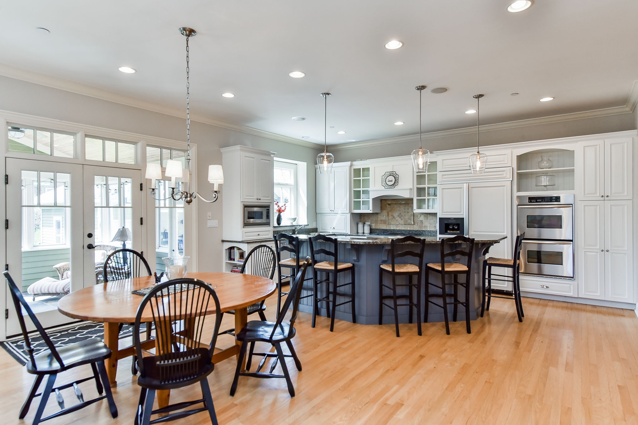 461 Phillips Ave, Glen Ellyn, IL 60137, US Photo 42