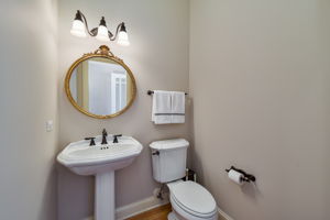 461 Phillips Ave, Glen Ellyn, IL 60137, US Photo 20