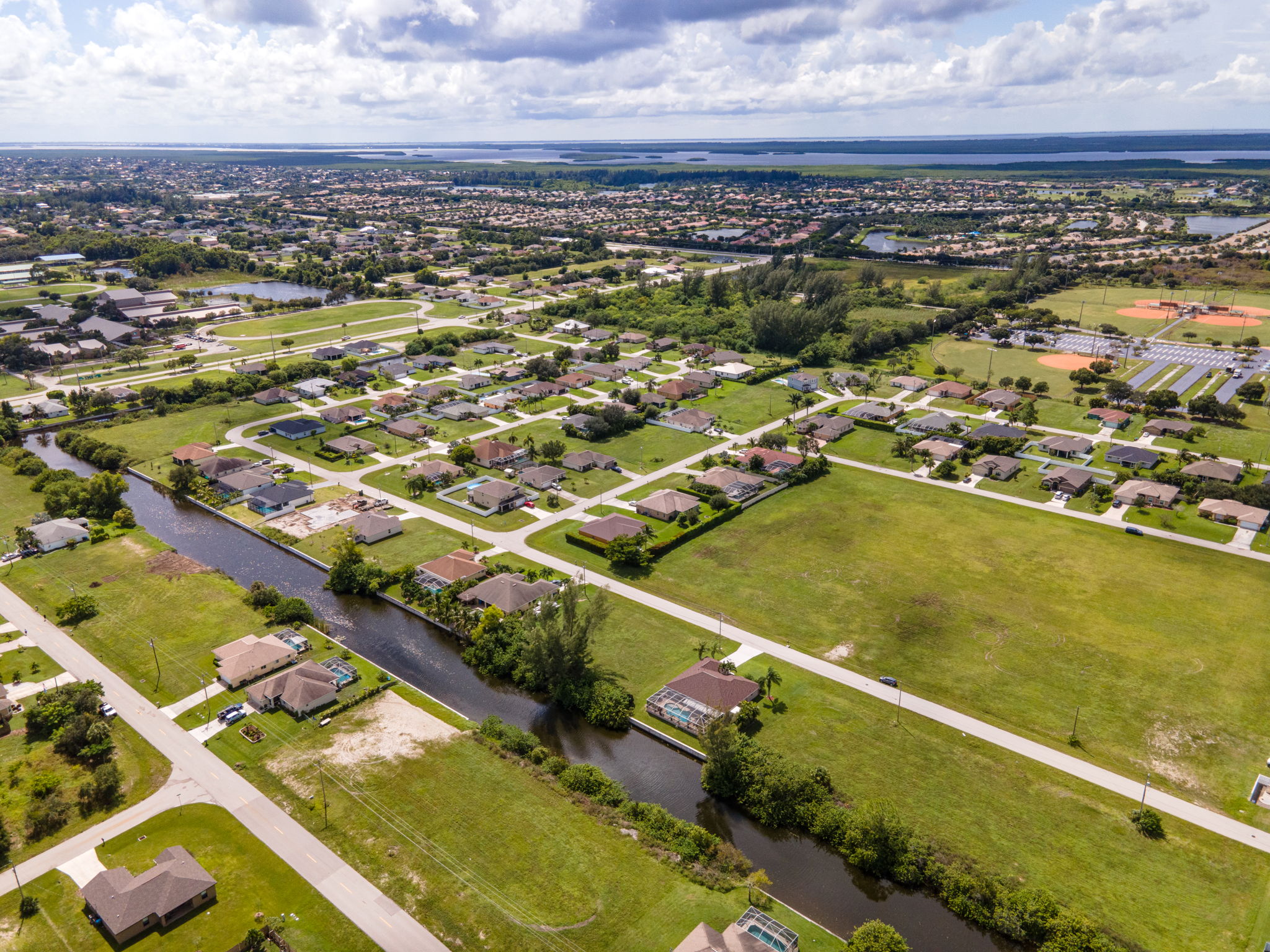 1325 SW 21st Ave, Cape Coral, FL 33991, US Photo 30