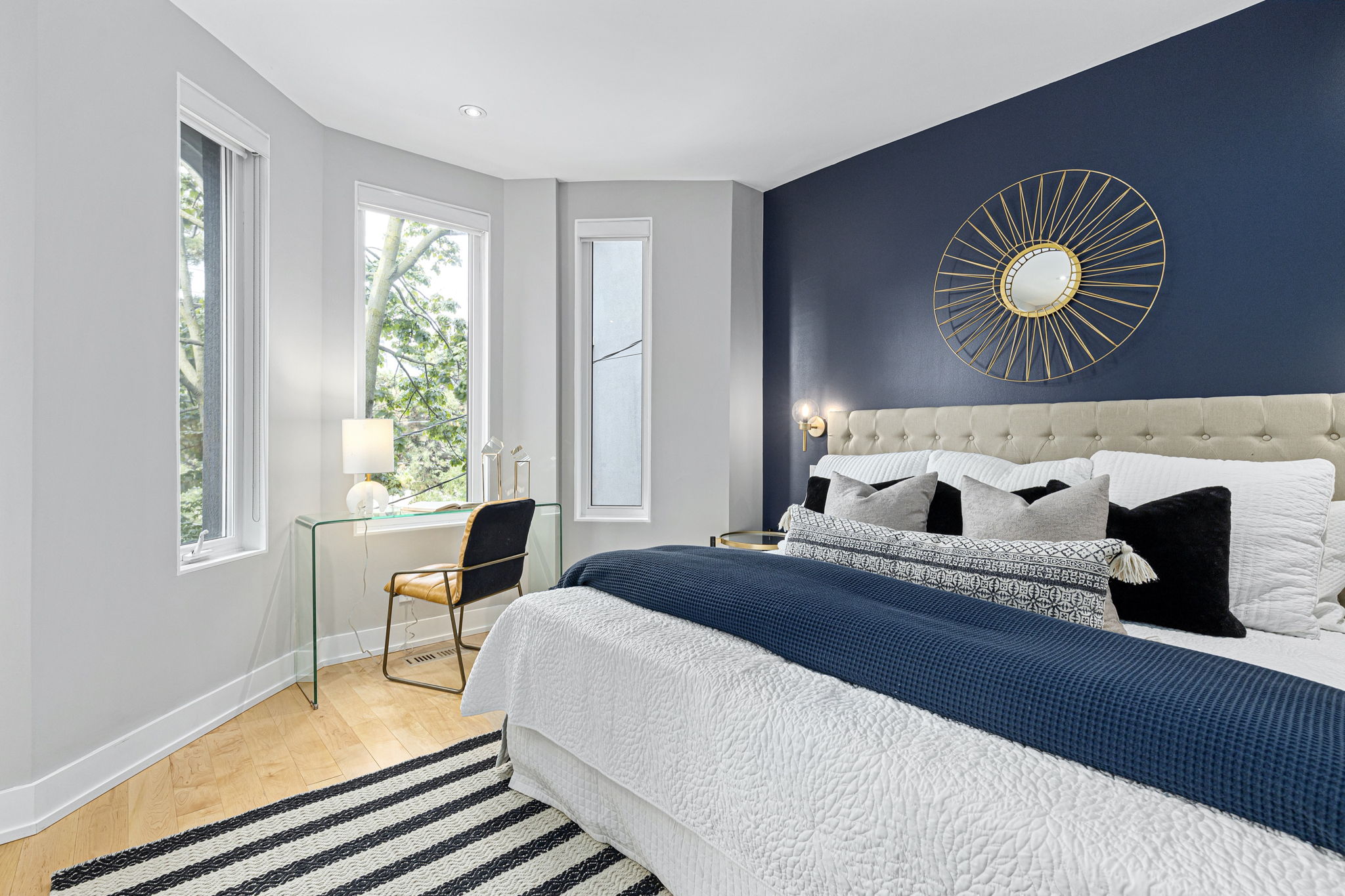 111 Walnut Ave, Toronto, ON M5V 2S1, Canada Photo 23