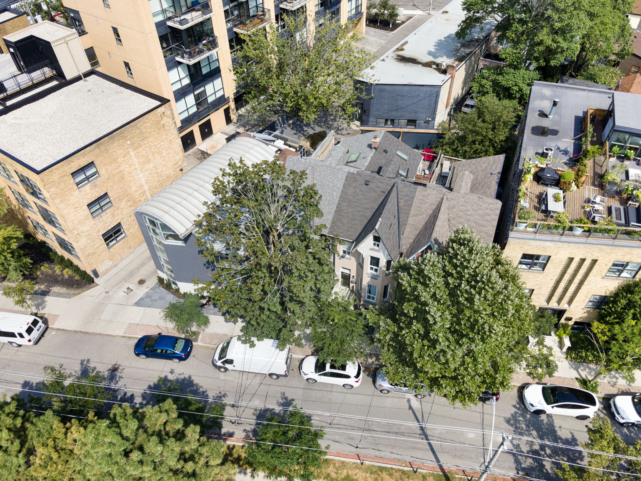 111 Walnut Ave, Toronto, ON M5V 2S1, Canada Photo 52