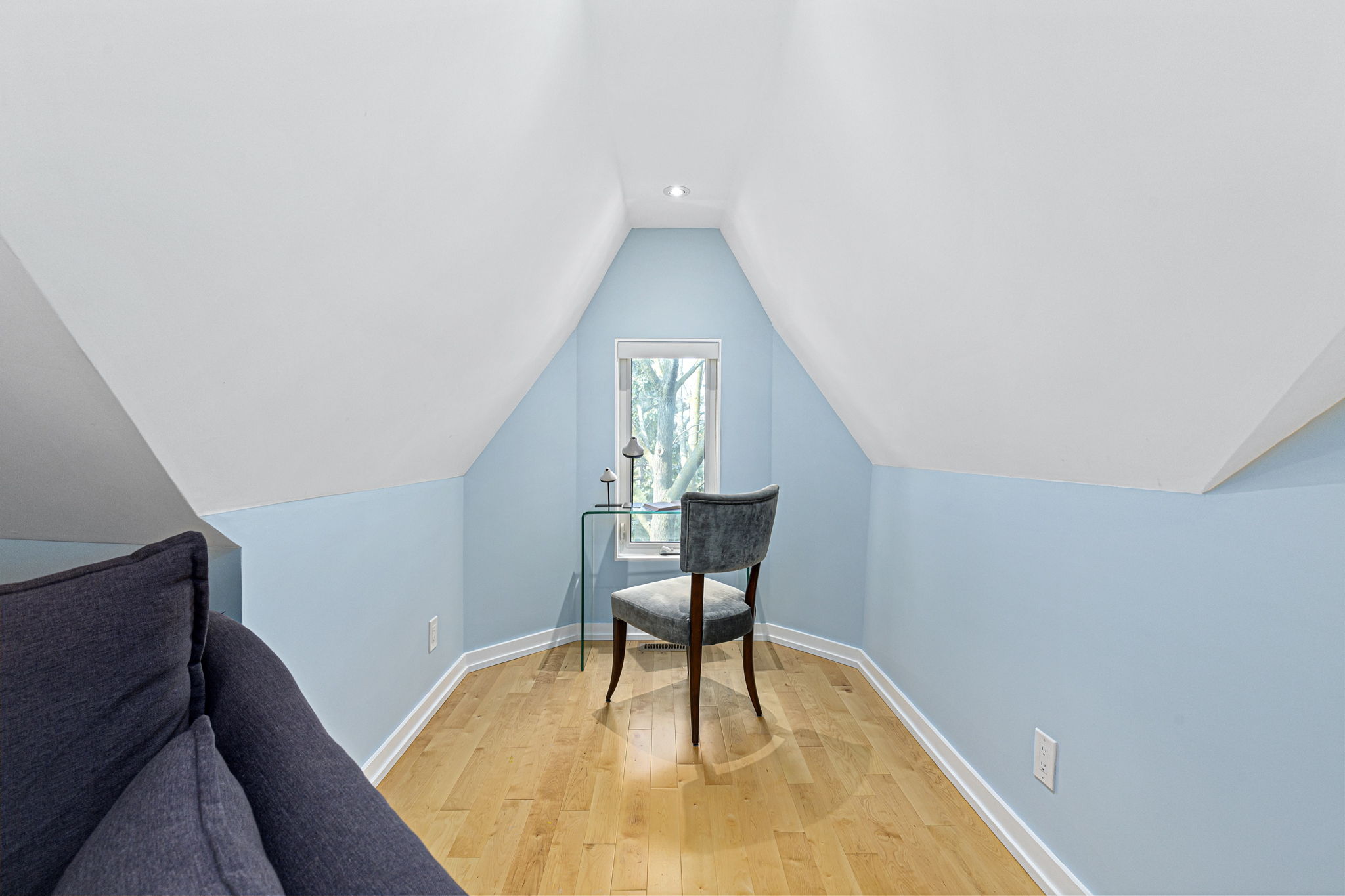 111 Walnut Ave, Toronto, ON M5V 2S1, Canada Photo 19