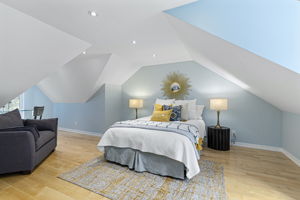 111 Walnut Ave, Toronto, ON M5V 2S1, Canada Photo 16