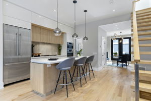 111 Walnut Ave, Toronto, ON M5V 2S1, Canada Photo 9