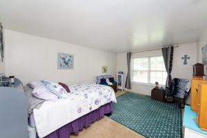 1306 Coventry Pointe Ln, Pottstown, PA 19465, USA Photo 10