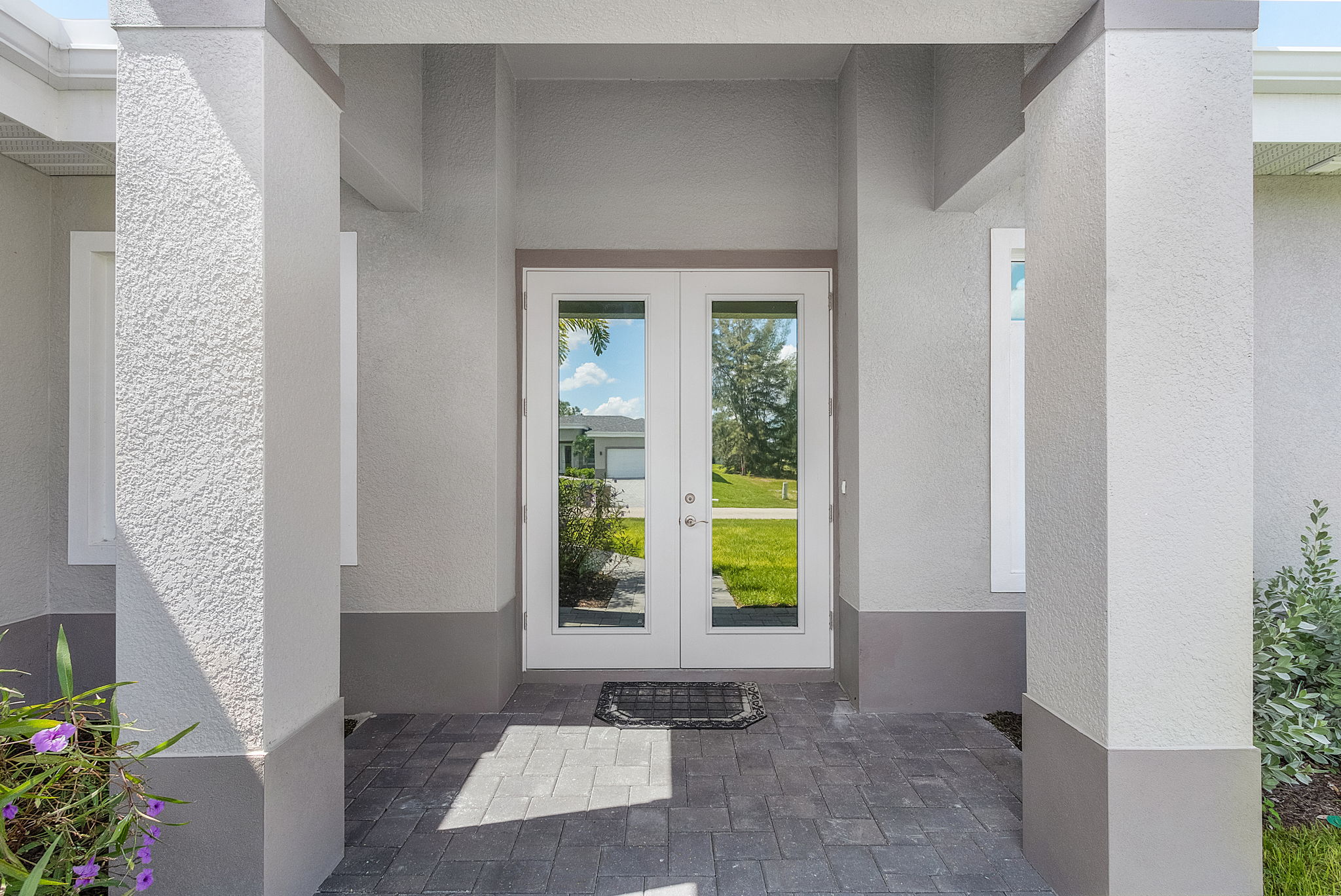 1826 NW 24th Ave, Cape Coral, FL 33993, USA Photo 1