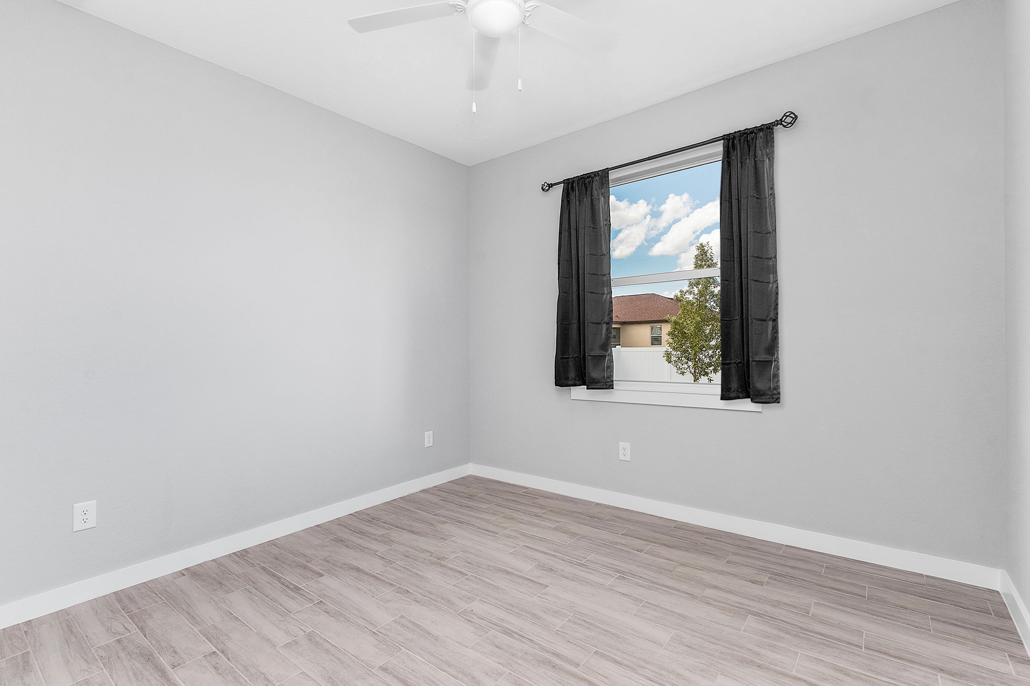 1826 NW 24th Ave, Cape Coral, FL 33993, USA Photo 13
