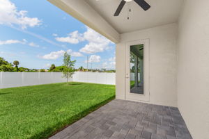 1826 NW 24th Ave, Cape Coral, FL 33993, USA Photo 15