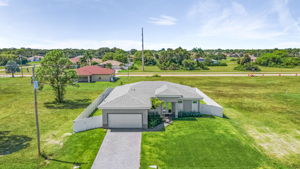 1826 NW 24th Ave, Cape Coral, FL 33993, USA Photo 22