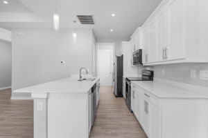 1826 NW 24th Ave, Cape Coral, FL 33993, USA Photo 8