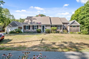 183 Chestnut St, Duxbury, MA 02332, US Photo 1