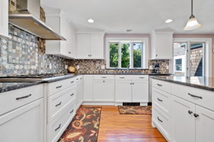183 Chestnut St, Duxbury, MA 02332, US Photo 34
