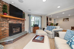 183 Chestnut St, Duxbury, MA 02332, US Photo 39
