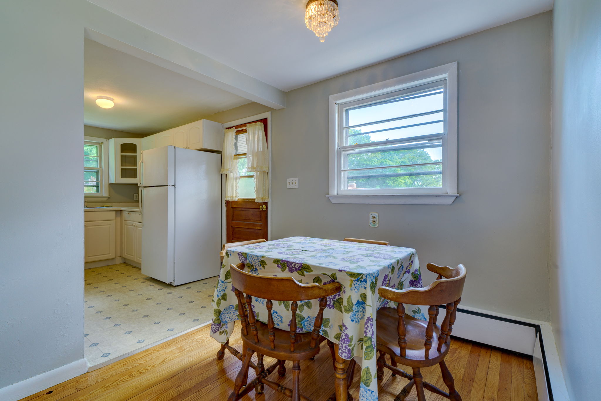 25 Hillside St, Meriden, CT 06451, US Photo 11