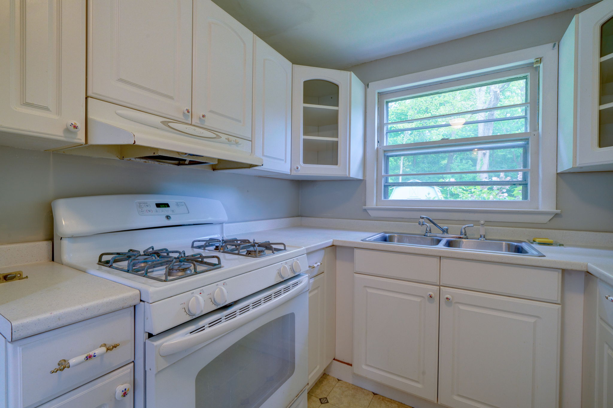 25 Hillside St, Meriden, CT 06451, US Photo 15