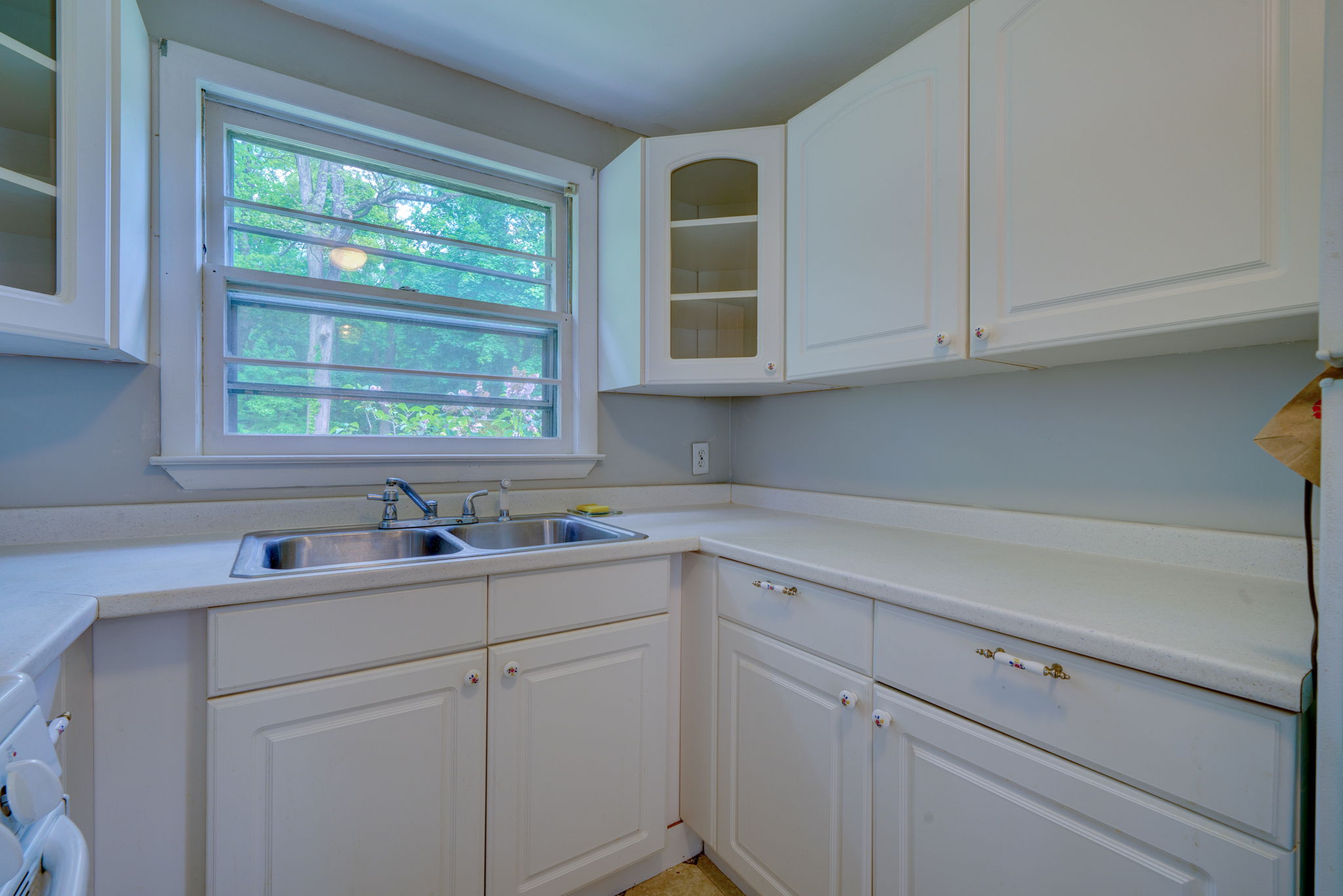 25 Hillside St, Meriden, CT 06451, US Photo 16