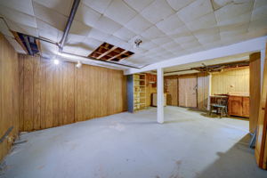 25 Hillside St, Meriden, CT 06451, US Photo 32