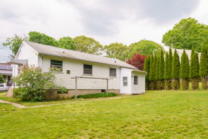 25 Hillside St, Meriden, CT 06451, US Photo 3