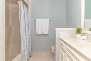 Full Bath 2