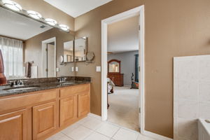 12505 Bay Branch Ct, Tampa, FL 33635, US Photo 42