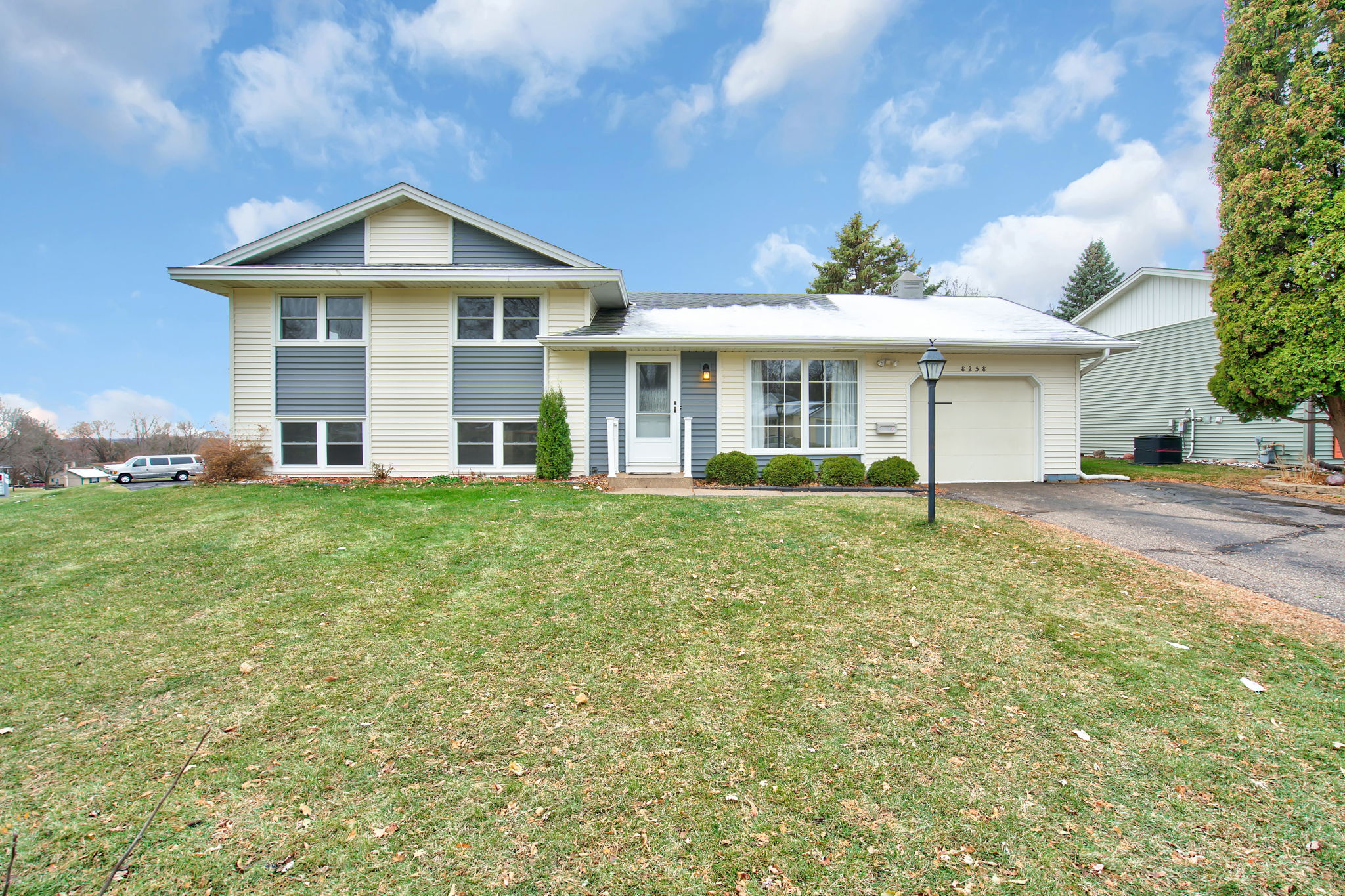 8258 Homestead Ave S, Cottage Grove, MN 55016, US Photo 1