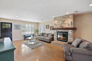 1317 W Fern Dr, Fullerton, CA 92833, US Photo 2