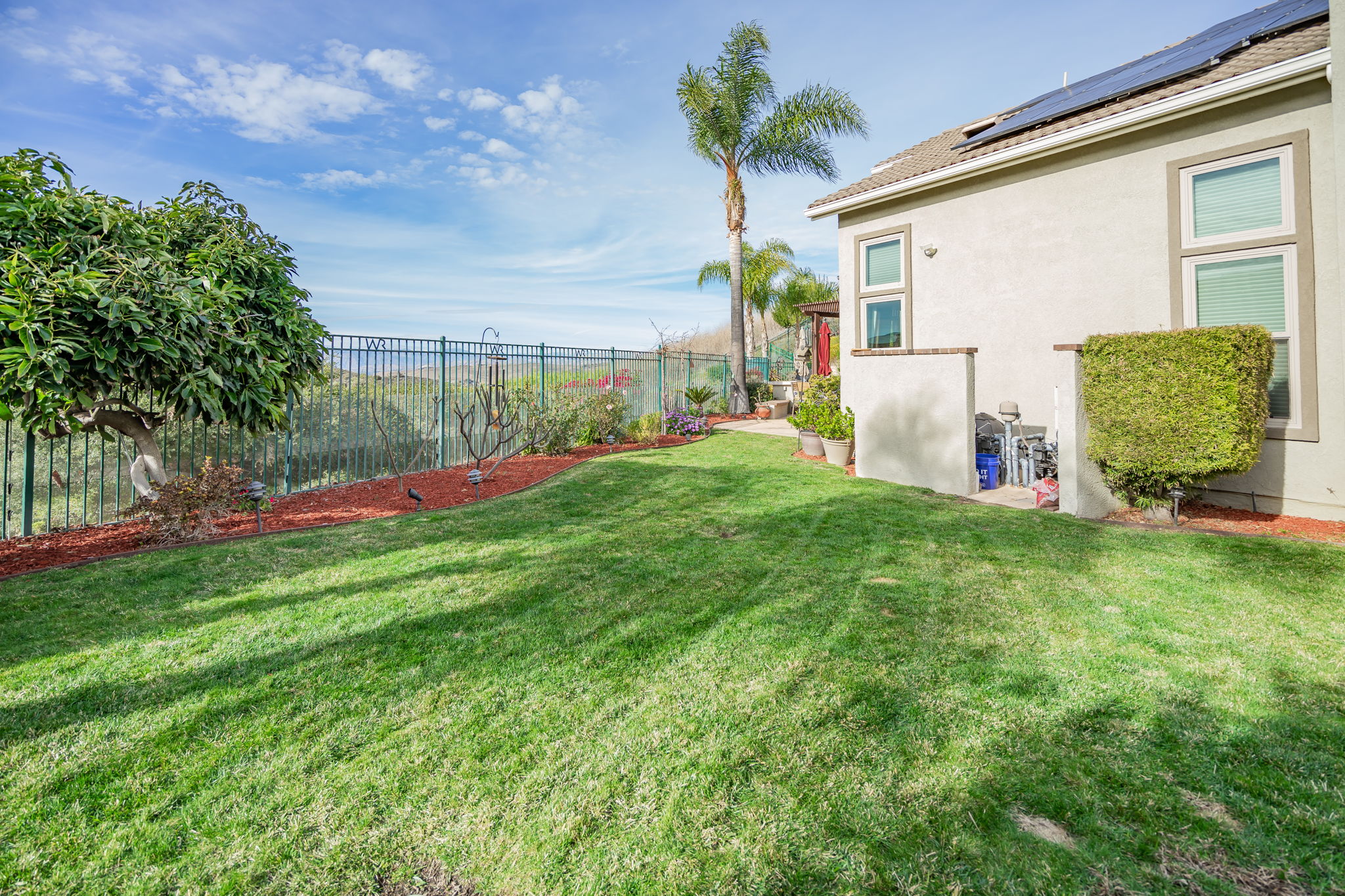 585 Blue Sky Cir, Simi Valley, CA 93065, US Photo 69