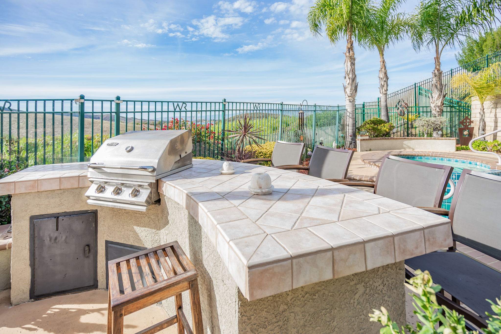 585 Blue Sky Cir, Simi Valley, CA 93065, US Photo 64