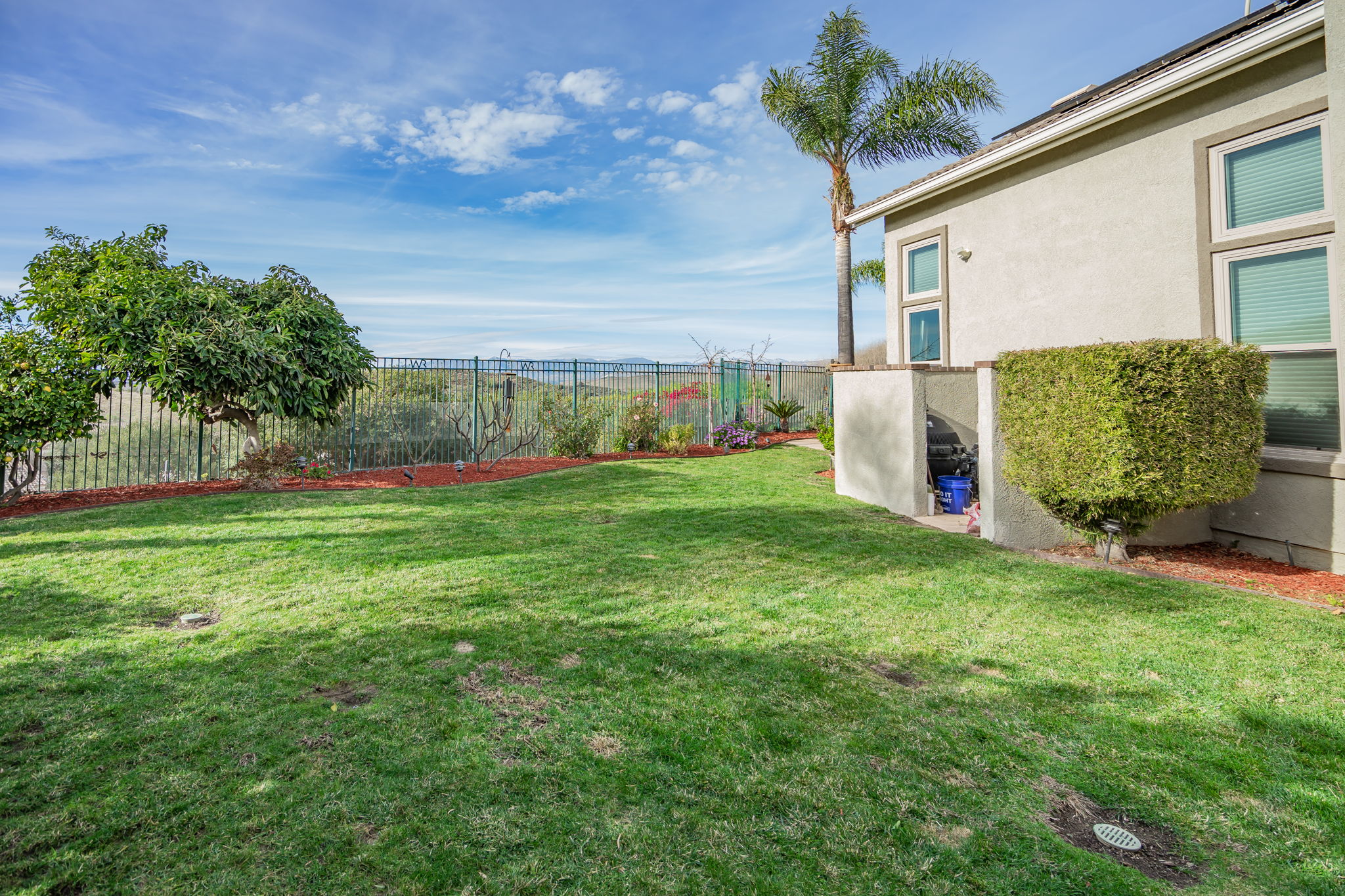585 Blue Sky Cir, Simi Valley, CA 93065, US Photo 70