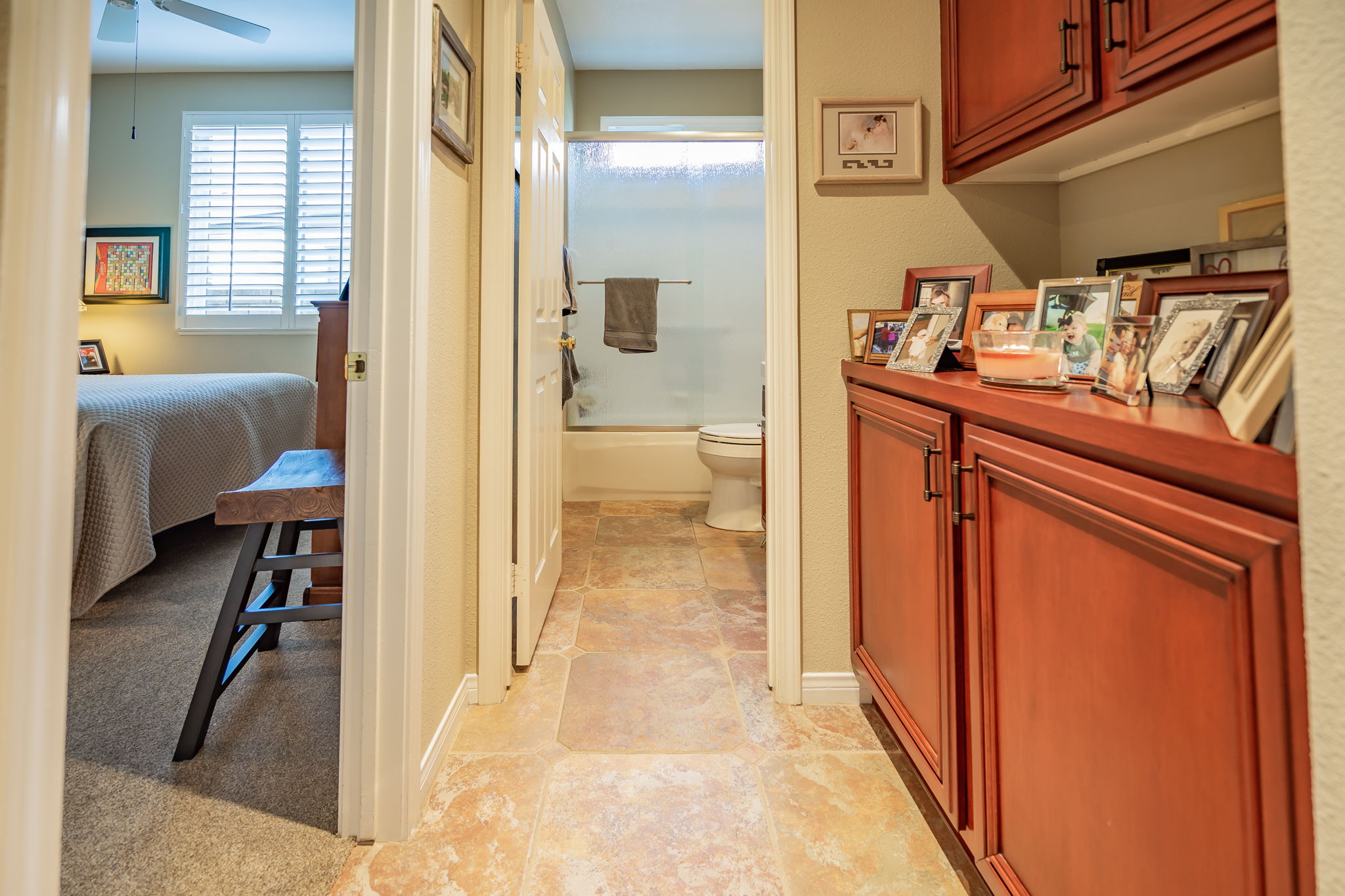 585 Blue Sky Cir, Simi Valley, CA 93065, US Photo 28