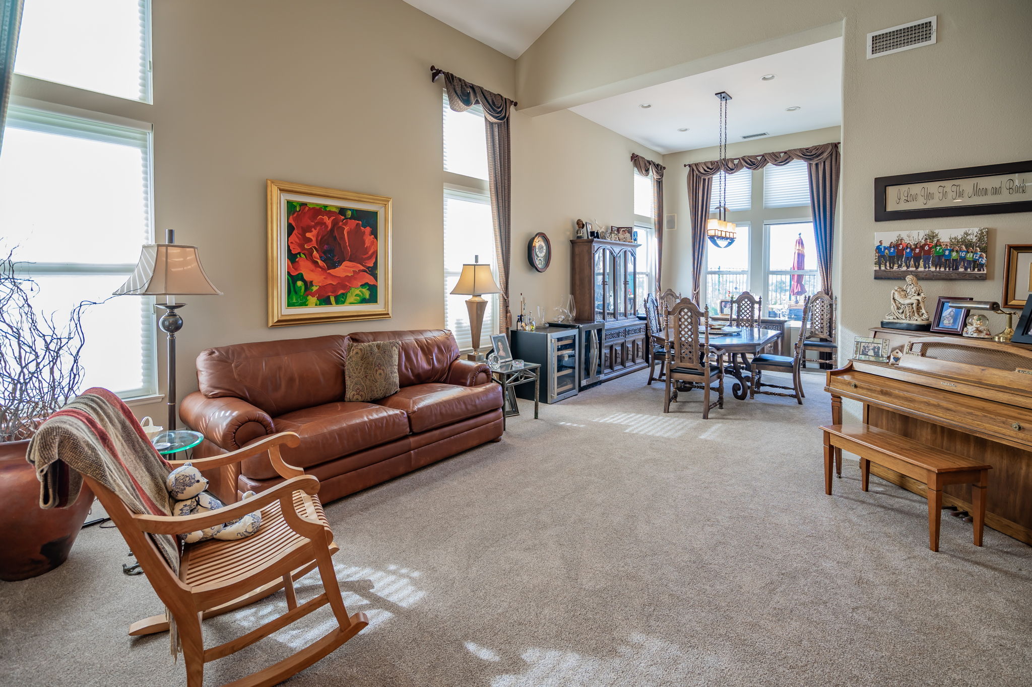 585 Blue Sky Cir, Simi Valley, CA 93065, US Photo 7