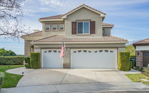 585 Blue Sky Cir, Simi Valley, CA 93065, US Photo 0