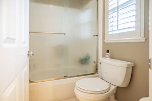 585 Blue Sky Cir, Simi Valley, CA 93065, US Photo 49