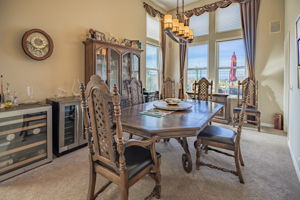585 Blue Sky Cir, Simi Valley, CA 93065, US Photo 9