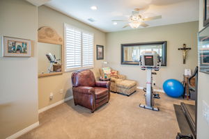 585 Blue Sky Cir, Simi Valley, CA 93065, US Photo 35