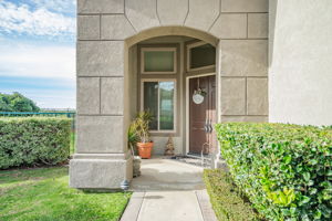 585 Blue Sky Cir, Simi Valley, CA 93065, US Photo 77