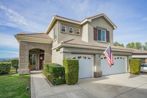 585 Blue Sky Cir, Simi Valley, CA 93065, US Photo 76