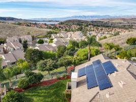 585 Blue Sky Cir, Simi Valley, CA 93065, US Photo 4
