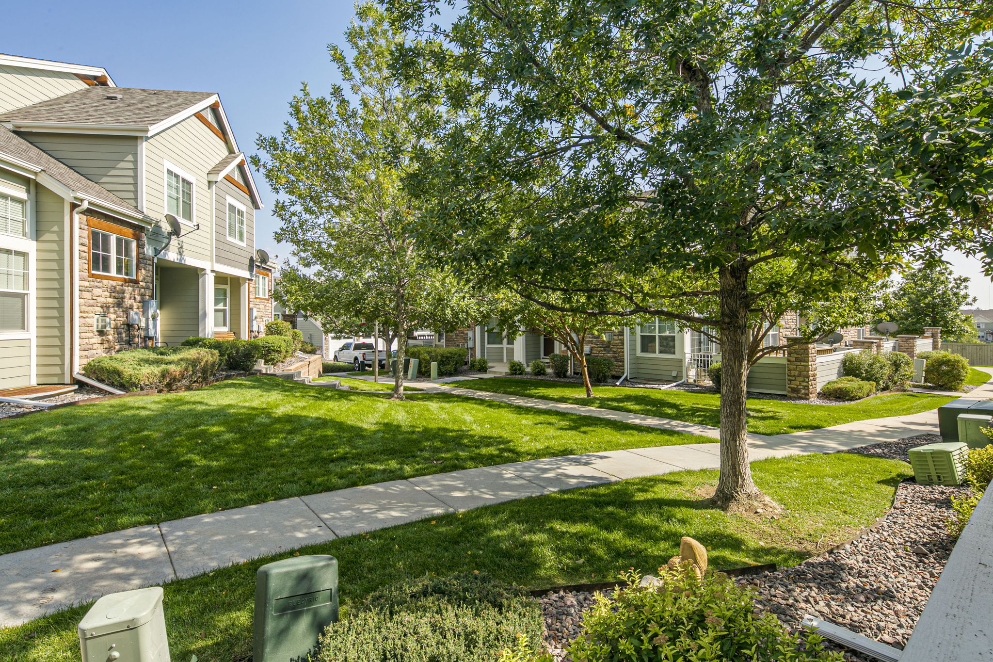 12812 Jasmine St B, Thornton, CO 80602 8z Real Estate