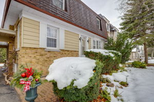 401 Hounslow Ave, Toronto, ON M2R 1H7, CA Photo 2