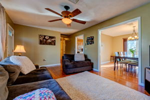 24 Parkwood Ave, Waterbury, CT 06708, USA Photo 10