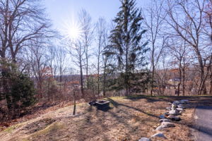 24 Parkwood Ave, Waterbury, CT 06708, USA Photo 32