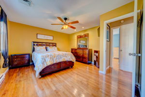 24 Parkwood Ave, Waterbury, CT 06708, USA Photo 19