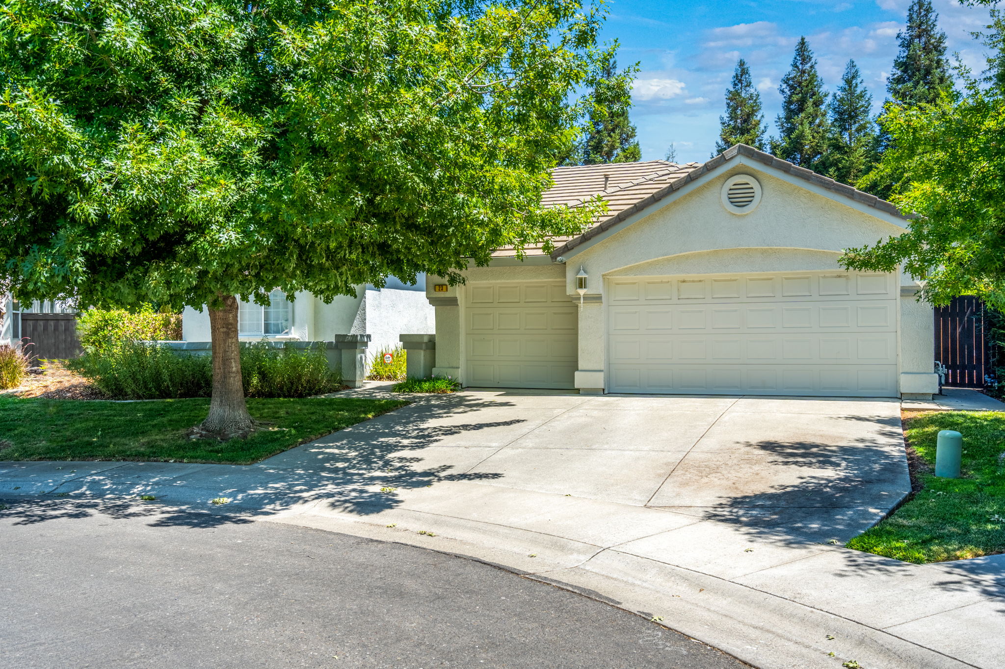 23 Batavia Ct, Sacramento, CA 95835, USA