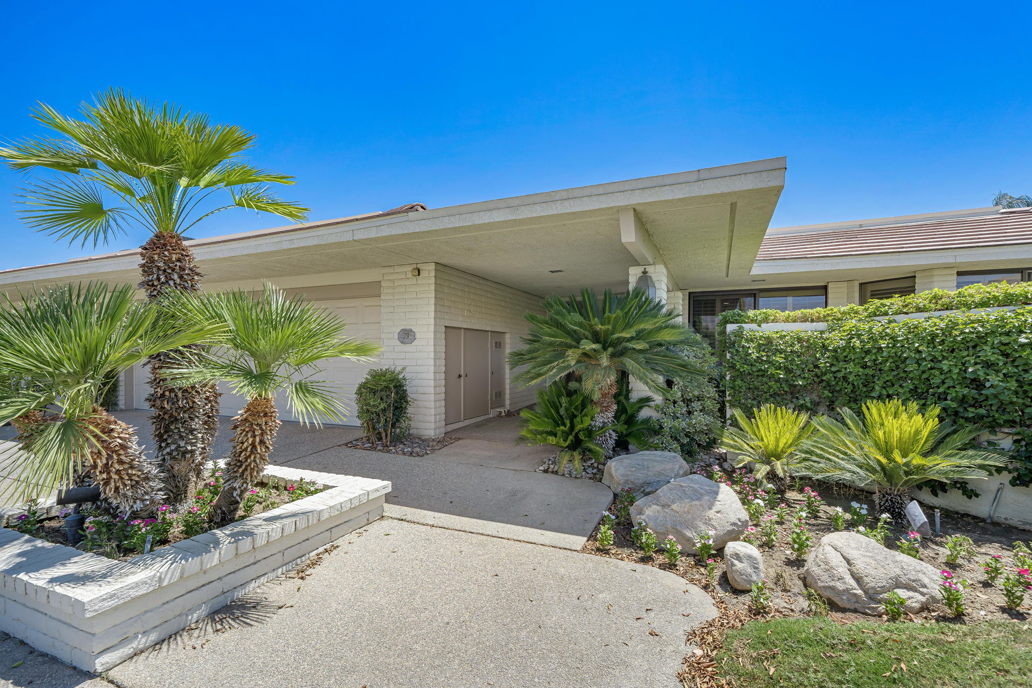 73 Mayfair Dr, Rancho Mirage, CA 92270, US Photo 9