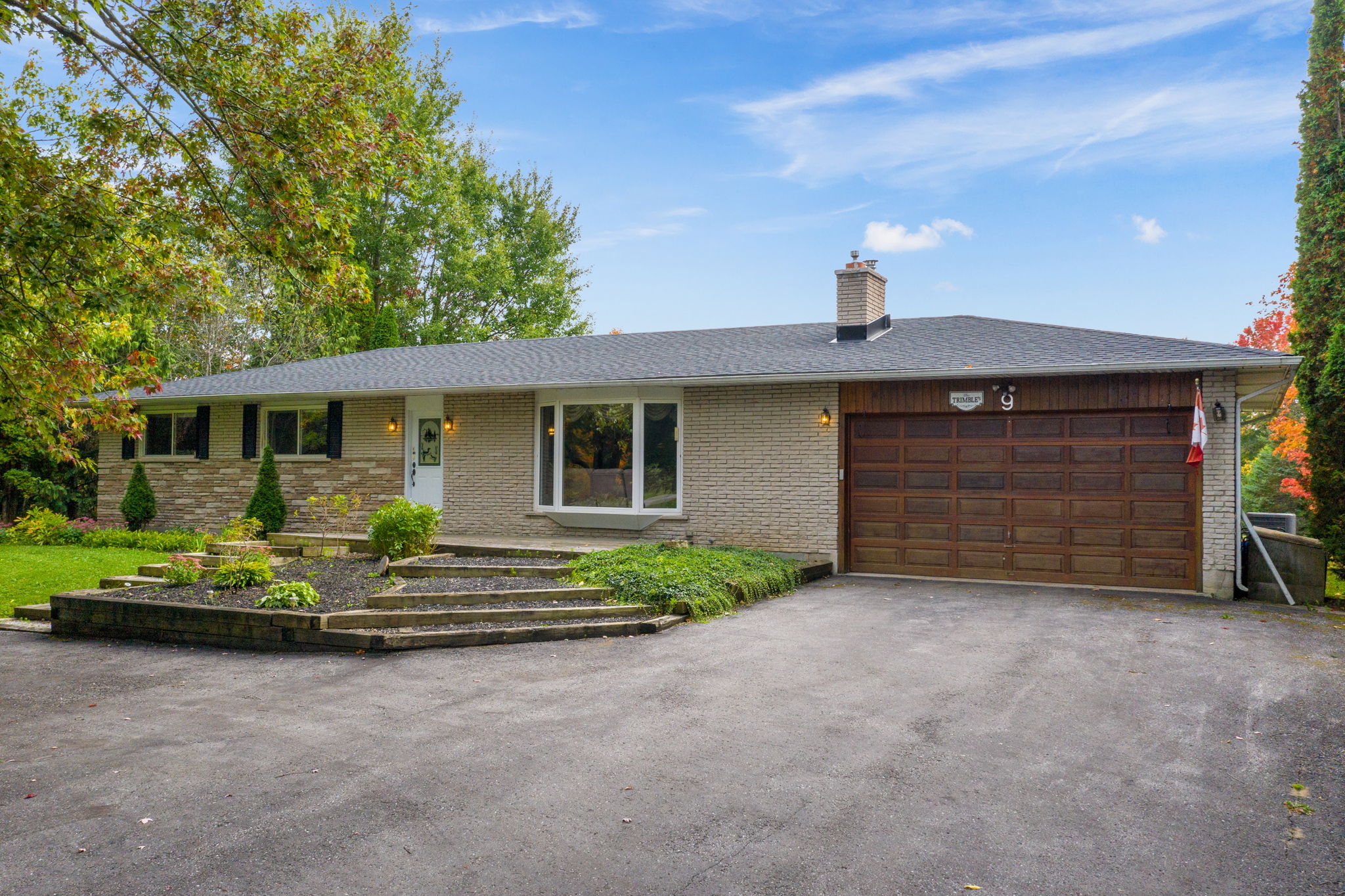 9 Maplewood Dr, Amaranth, ON L9V 3N7, CA Photo 8