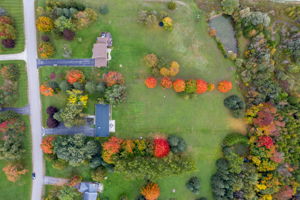9 Maplewood Dr, Amaranth, ON L9V 3N7, CA Photo 4